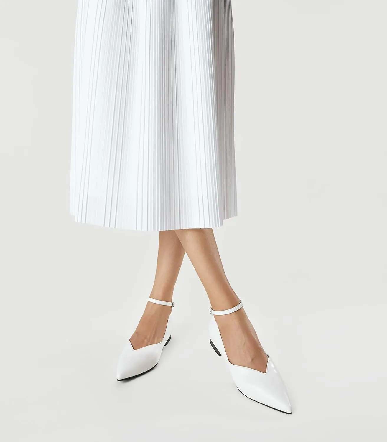 Arromic Black Flats for Women Flats with Ankle Strap Pointed Toe Dress Flat Shoes for Work Office Dressy