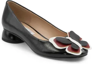 Charles David Women's Benson Low Heel Flats