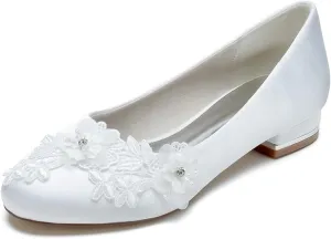 Comfortable Women's Ivory Lace Wedding Flats Round Toe Bridal Shoes Slip-On Ballet Flats with Embroidery Lace Flowers