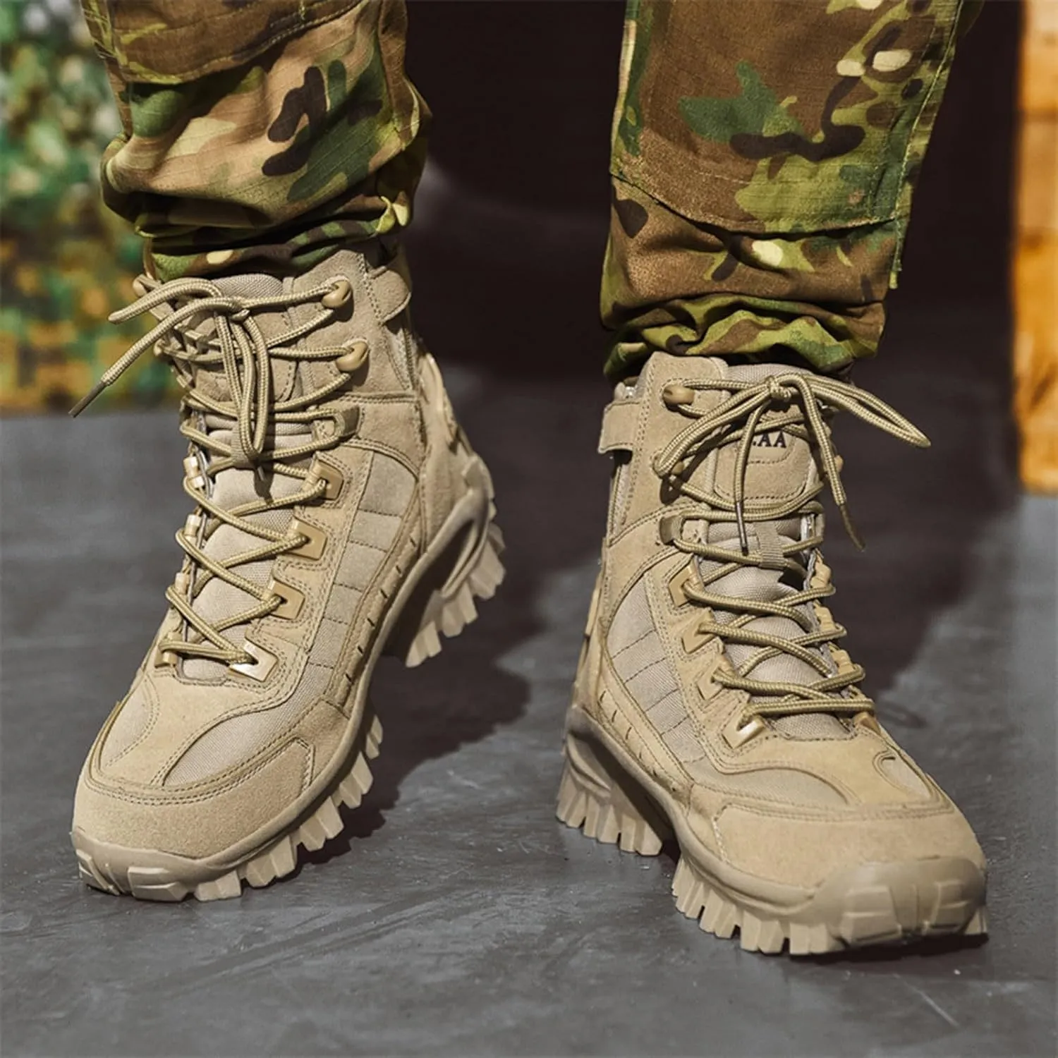Daily Sneaker Men's Winter Fashion High Top Thick Sole Lace Up Hiking Shoes and Thick Sports Running Shoes Men's