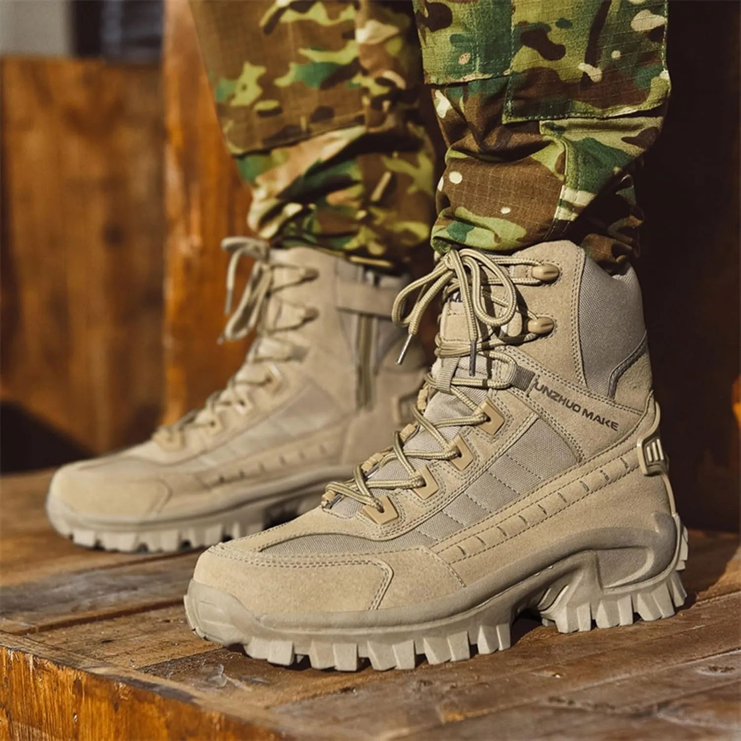 Daily Sneaker Men's Winter Fashion High Top Thick Sole Lace Up Hiking Shoes and Thick Sports Running Shoes Men's