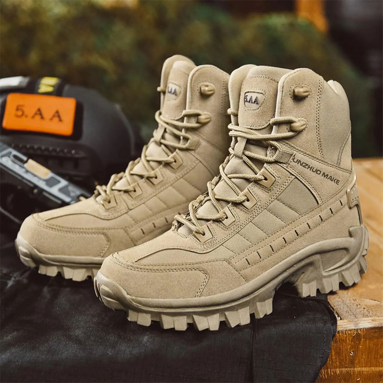 Daily Sneaker Men's Winter Fashion High Top Thick Sole Lace Up Hiking Shoes and Thick Sports Running Shoes Men's