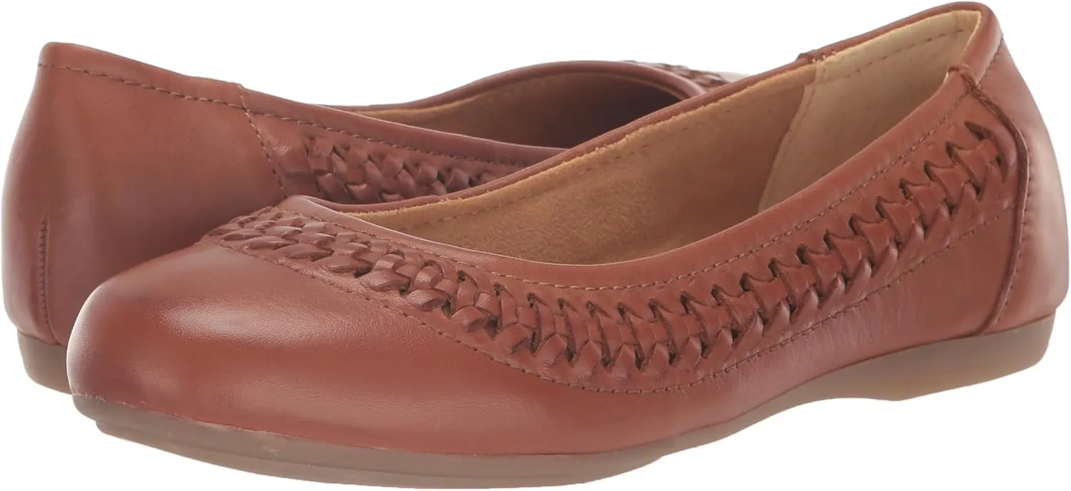 Earth Women's Jett Ballet Flat