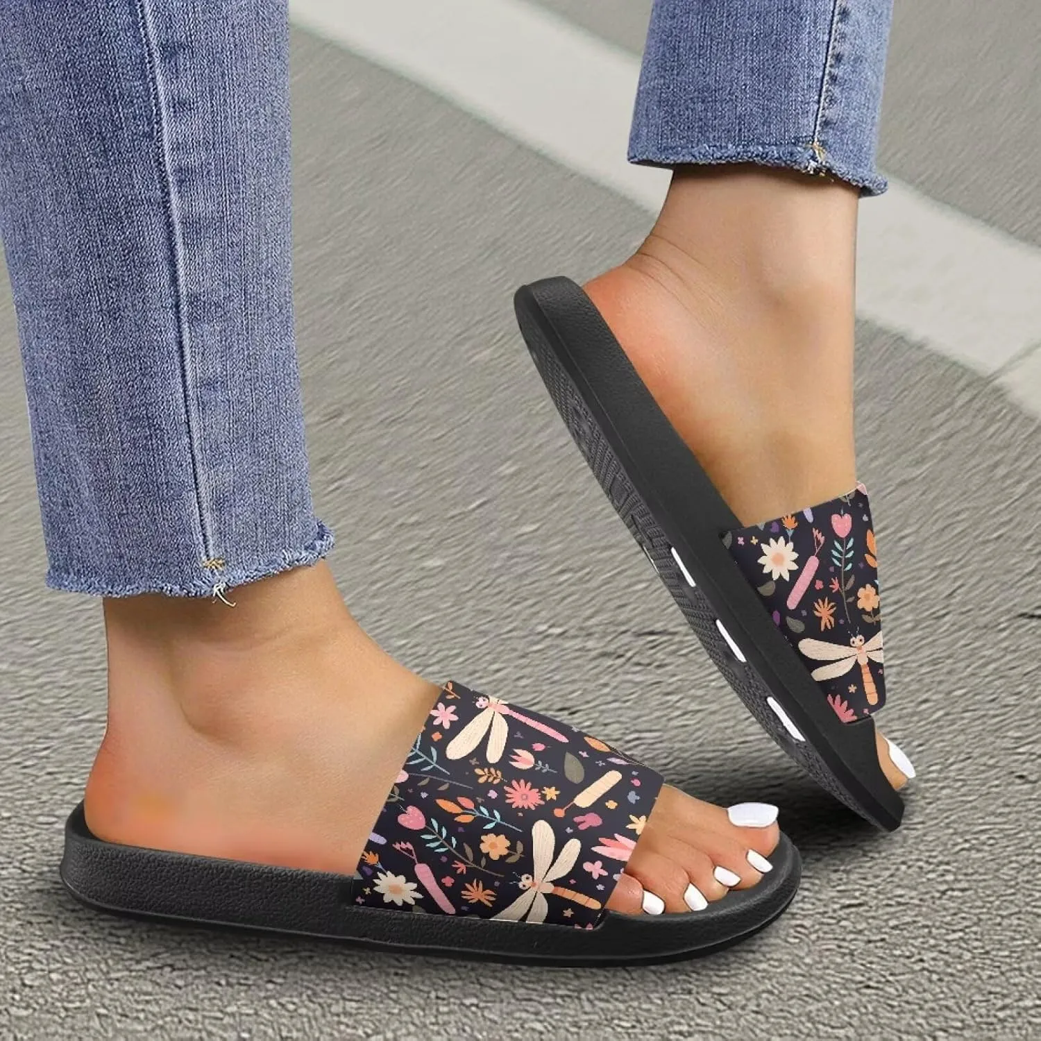 GOSTONG Slippers for Women Slide Sandals Summer Slip on Beach Shoes Womens Non-Slip Shower Slides Bathroom Sandals Size 5-12.5