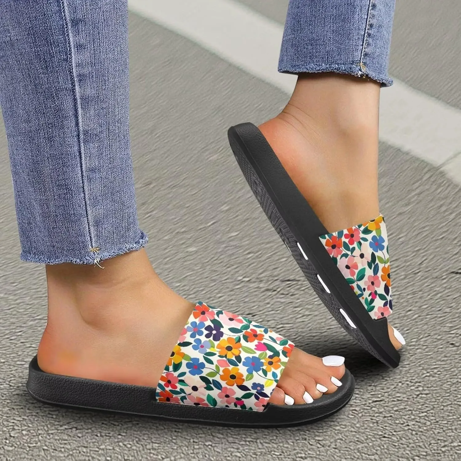 GOSTONG Slippers for Women Slide Sandals Summer Slip on Beach Shoes Womens Non-Slip Shower Slides Bathroom Sandals Size 5-12.5