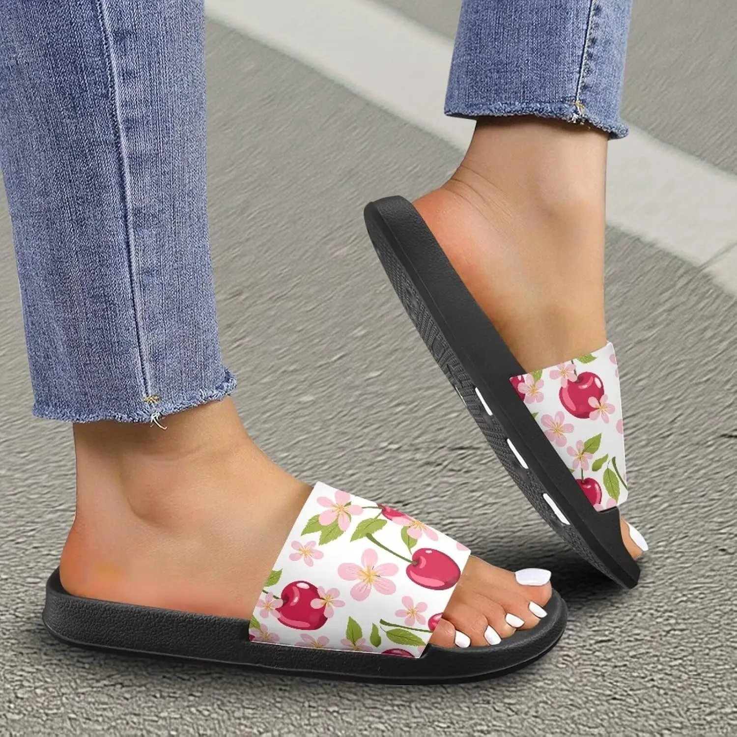 GOSTONG Slippers for Women Slide Sandals Summer Slip on Beach Shoes Womens Non-Slip Shower Slides Bathroom Sandals Size 5-12.5