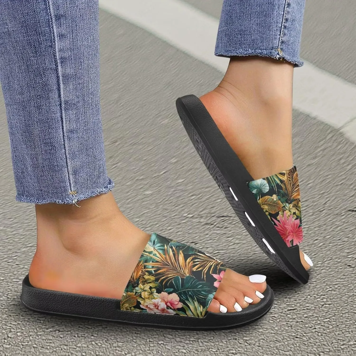 GOSTONG Women's Platform Sandals Lightweight Slip on Slippers Non-Slip Comfort Summer Shower Slides Bathroom Sandals Size 5-12.5