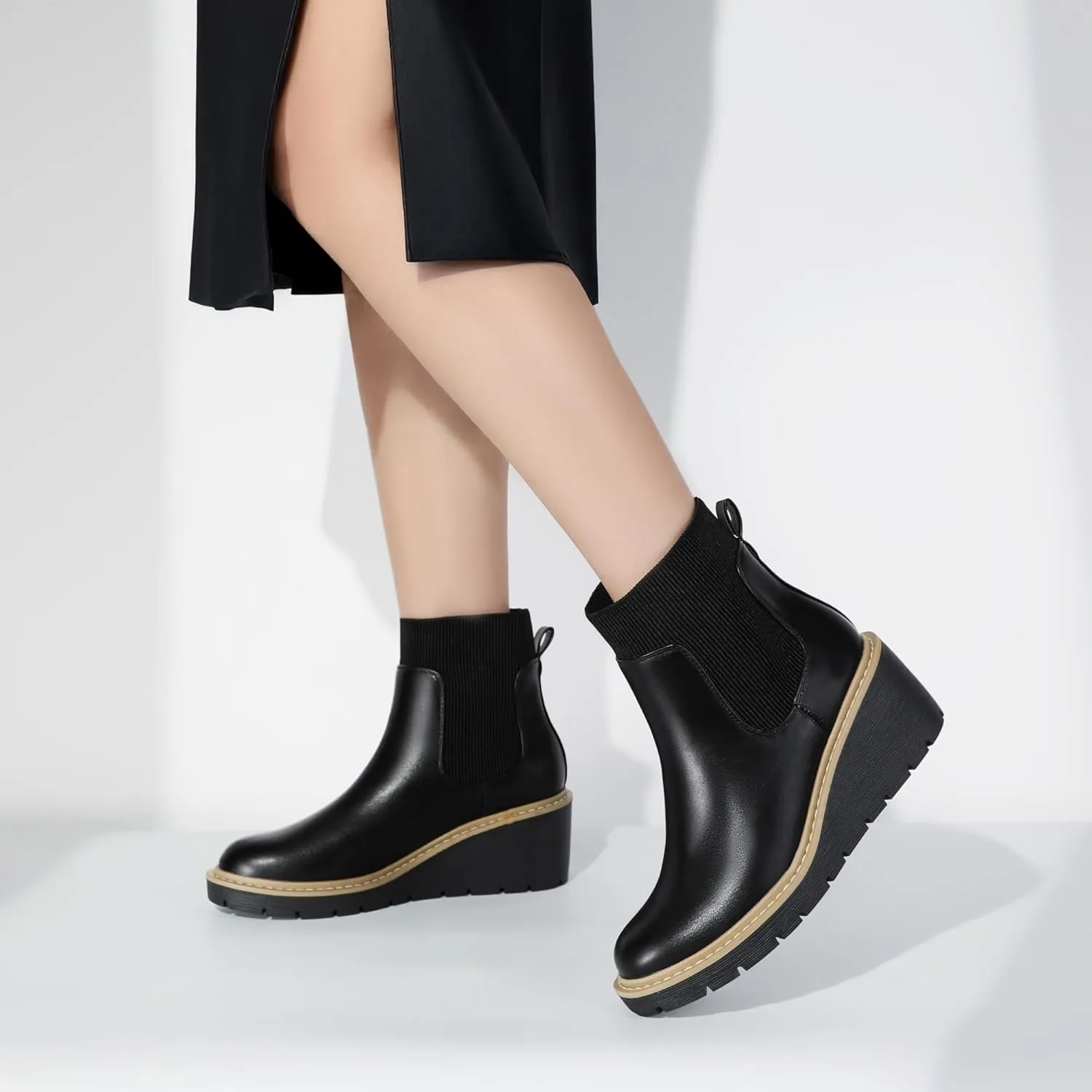 IDIFU IN3 Platform Chelsea Boots for Women Low Short Wedges Ankle Boots Lug Sole Trendy Fashion Comfortable Fall Dress Booties Slip On Elastic Casual Work Daily Round Toe Ladies Boots