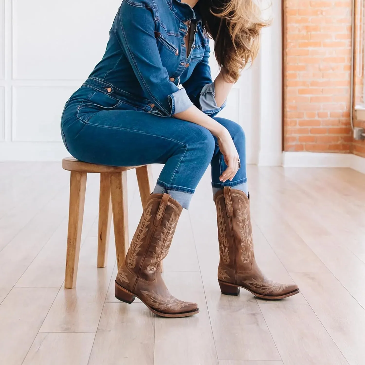 JORISTIMO Women's Cowboy with Embroidered Stitch,Knee High Boots, Classic Snip Toe Traditional Western Knee Bootie