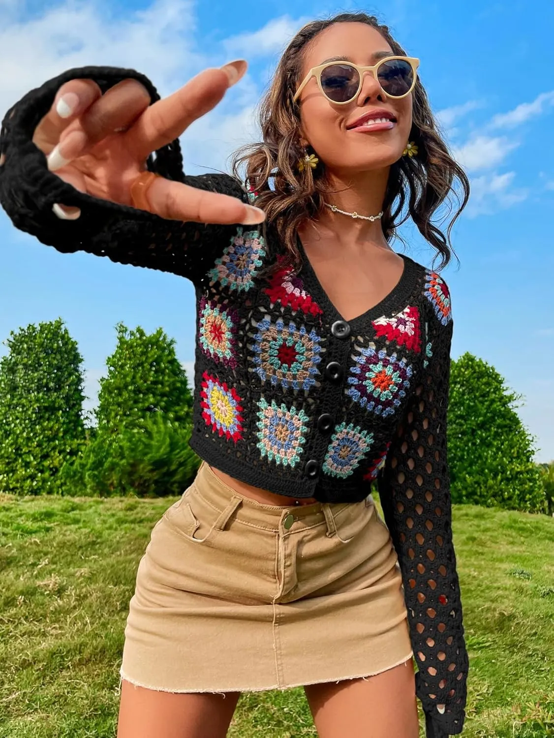 SHENHE Women's Floral Crochet Cardigan Hollow Out V Neck Button Down Long Sleeve Cropped Sweater