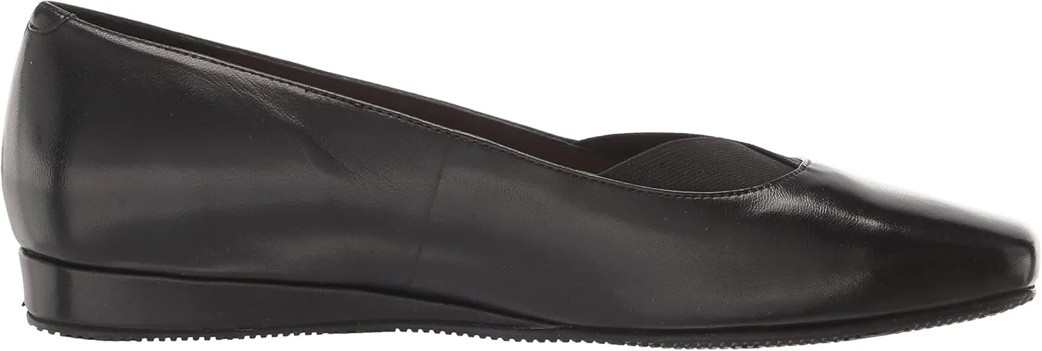 SoftWalk Women's Flats