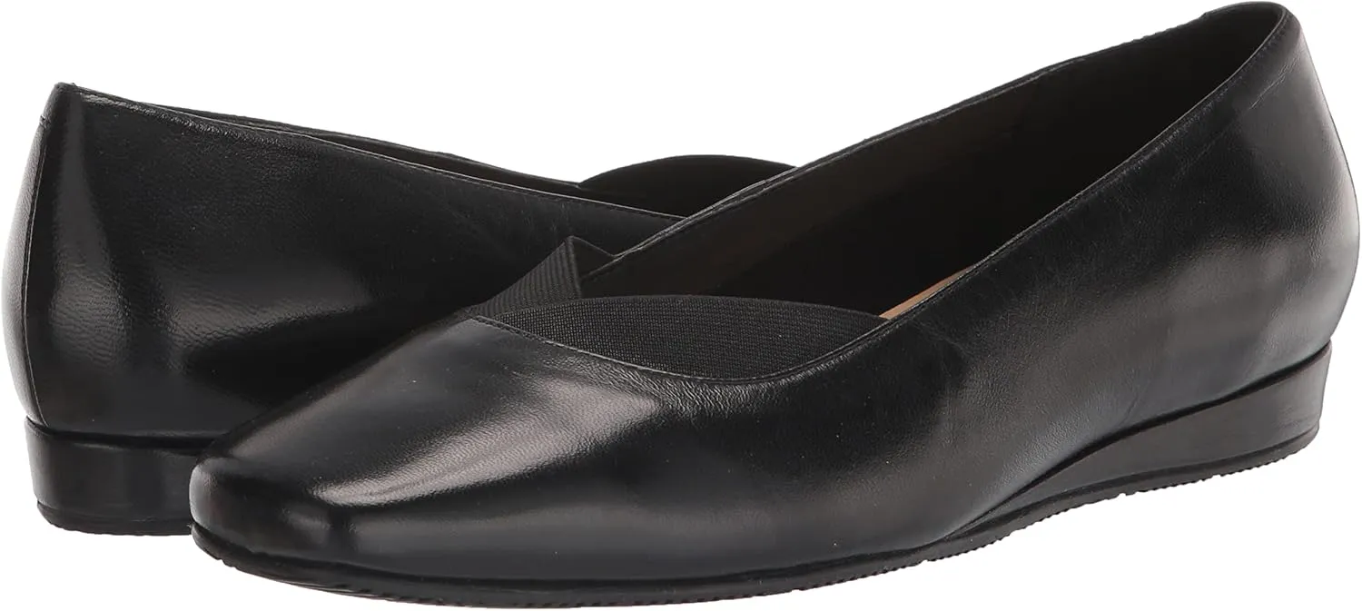 SoftWalk Women's Flats