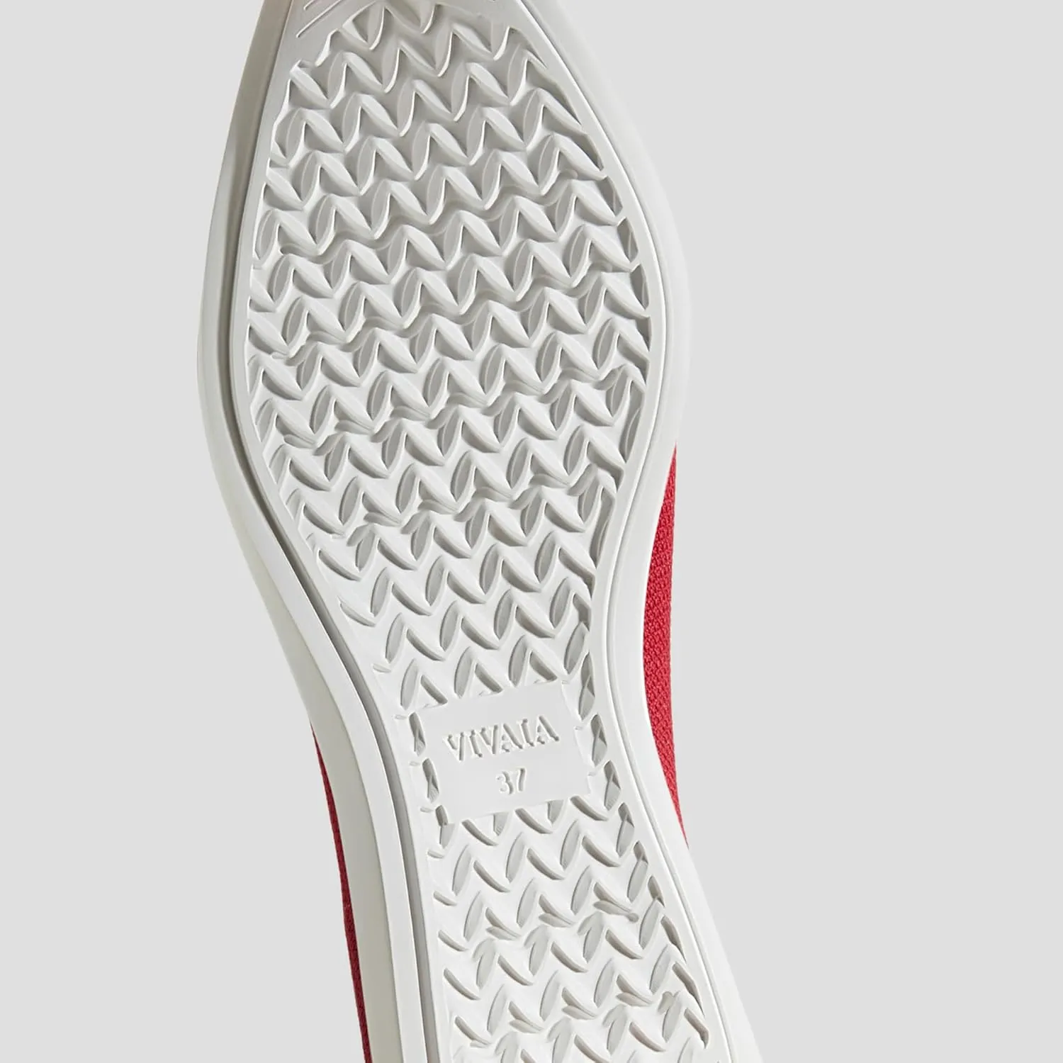VIVAIA Veronica Pointed-Toe All-Day Standing Slip-On Flat