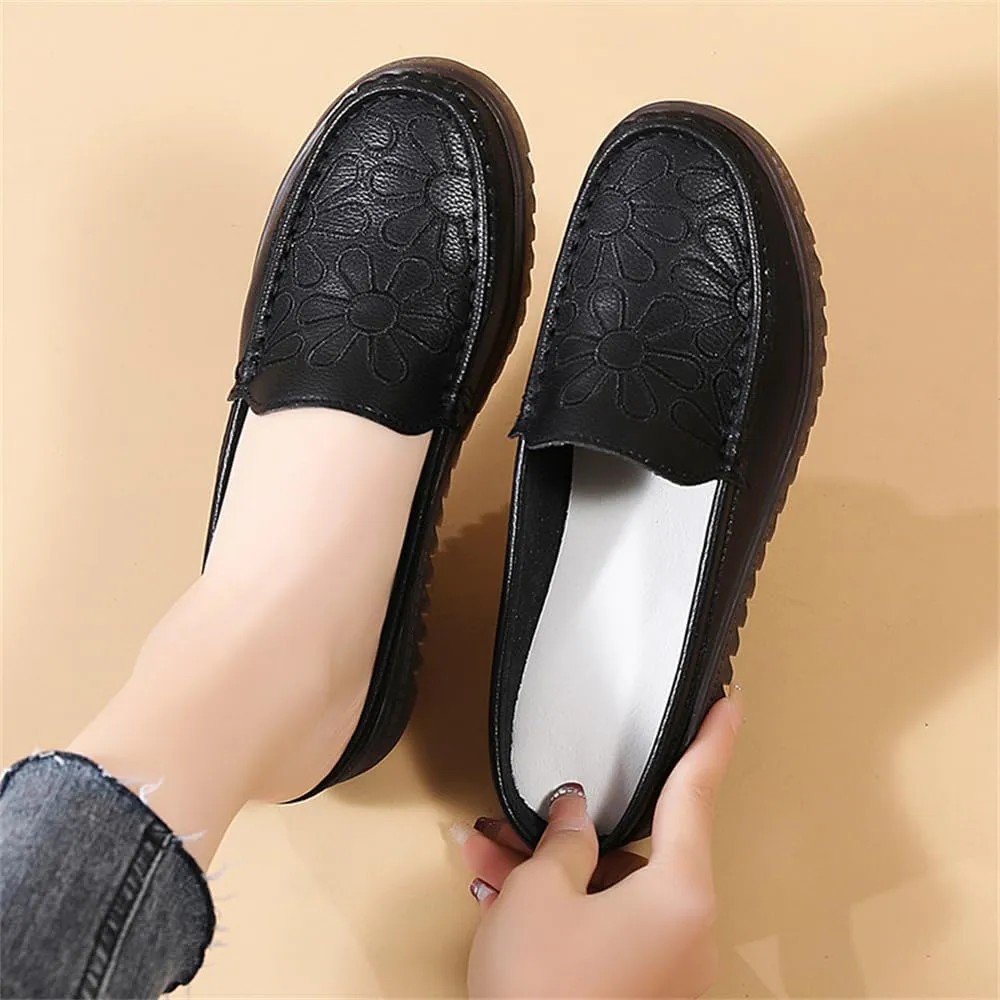 Women's Leather Closed Toe Clogs,Comfort Cutout Arch Support Softsole Slip-On Mules Loafers Slides