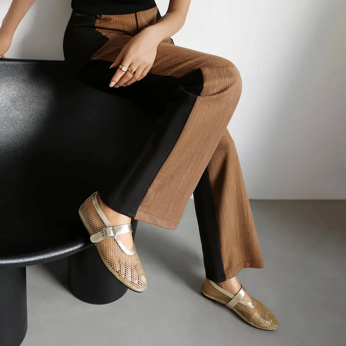 Women's Mesh Ballet Flats Comfy Casual Office Flat Heel Fishnet Ballerina Shoes Round Toe Buckle Strap Mary Jane Flats